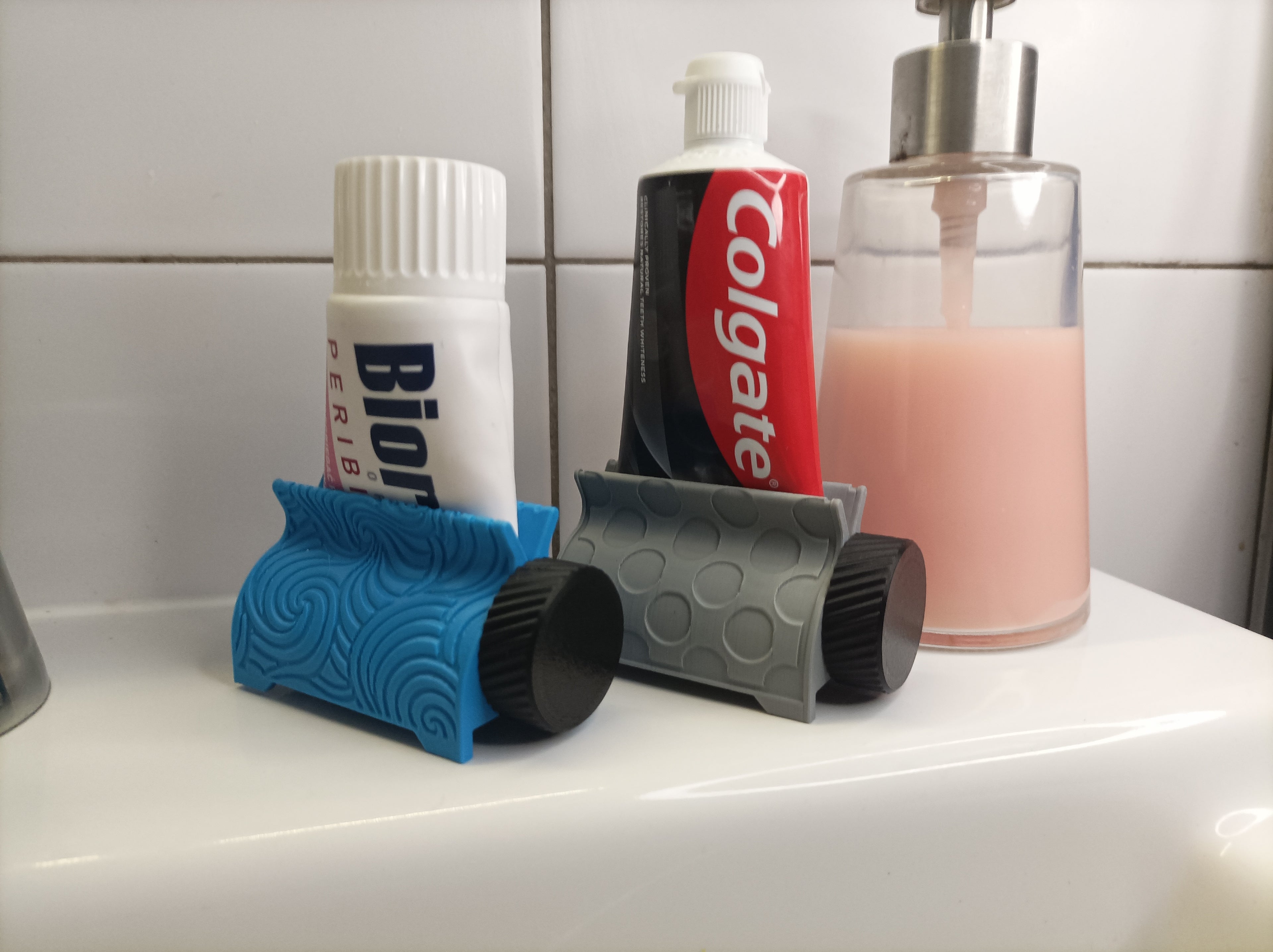 Toothpaste Squeezer