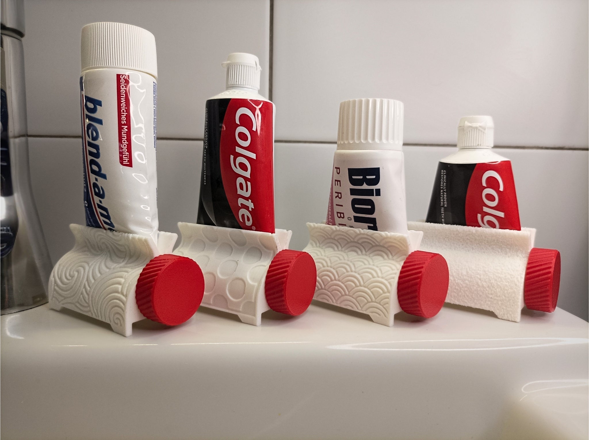 Toothpaste Squeezer